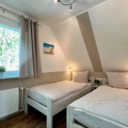 Haus-holiday-wohnung-2 アパート *